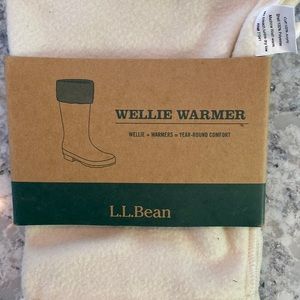 LL Bean women’s wellie warmer. Cream color. Size Medium Tall.